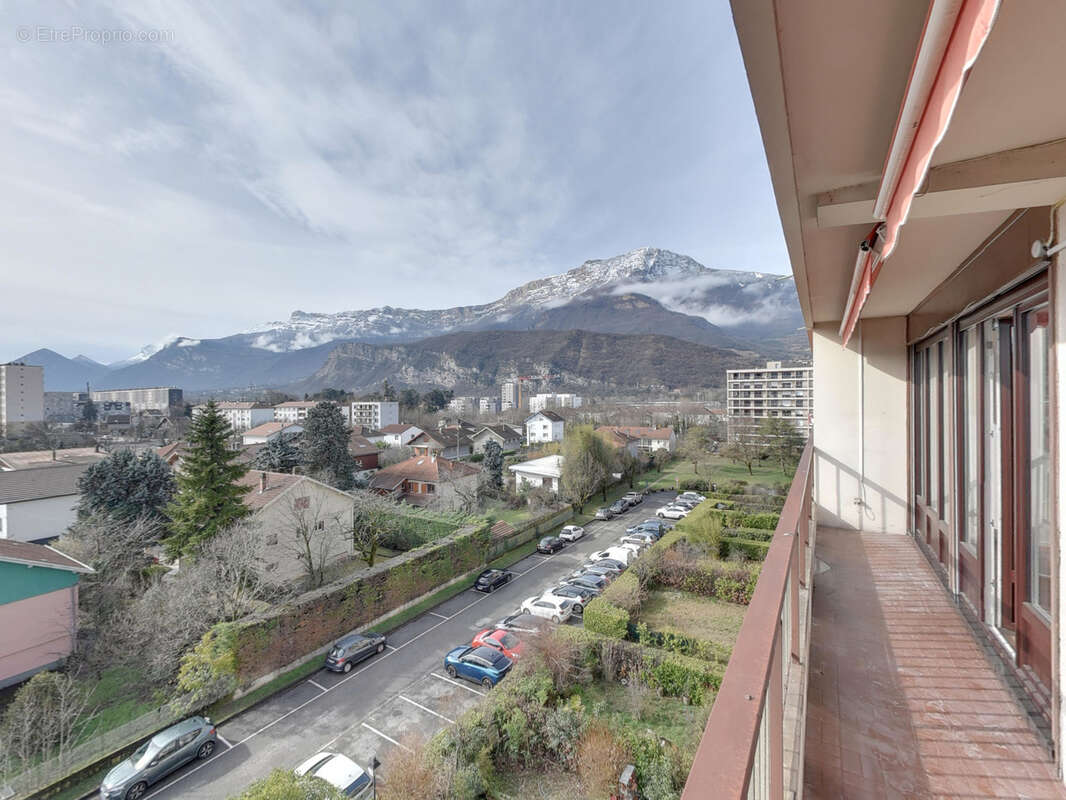 Appartement à ECHIROLLES