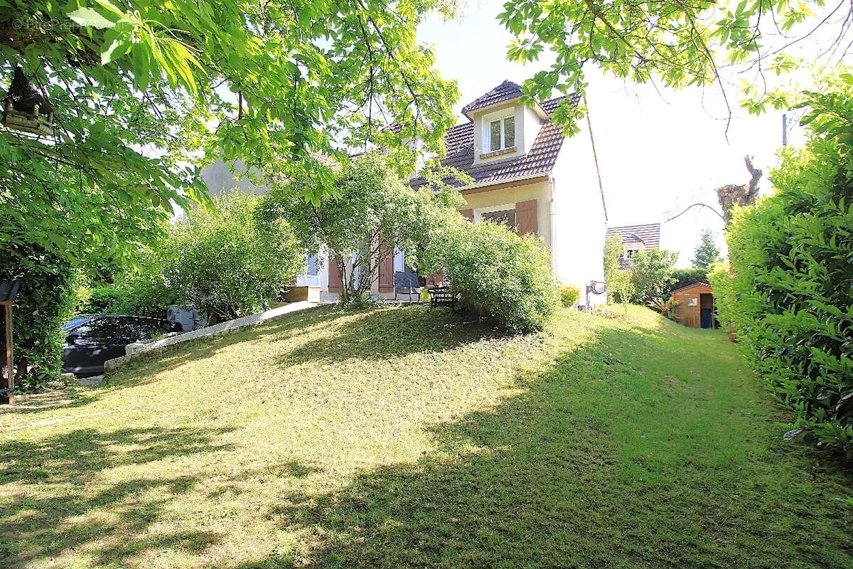 Maison à YERRES
