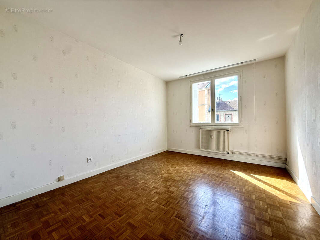 Appartement à ROMANS-SUR-ISERE