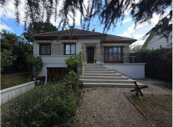 Maison à SAINTRY-SUR-SEINE