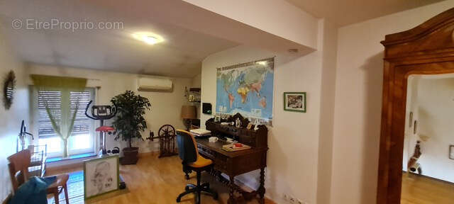 Maison à LA CLAYETTE