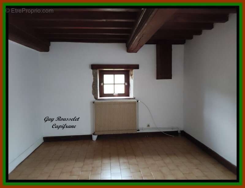 Maison à VIC-DE-CHASSENAY