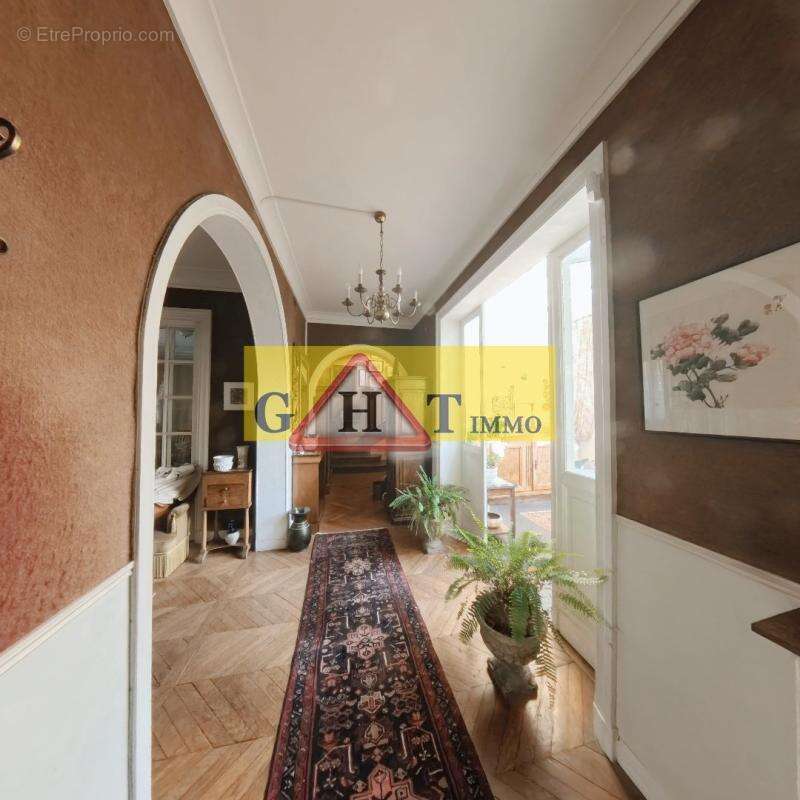 Maison à MAISONS-ALFORT