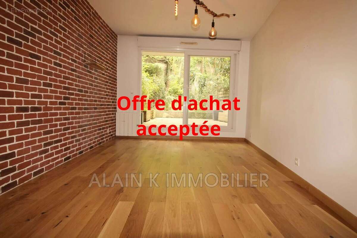 Appartement à CHAVILLE