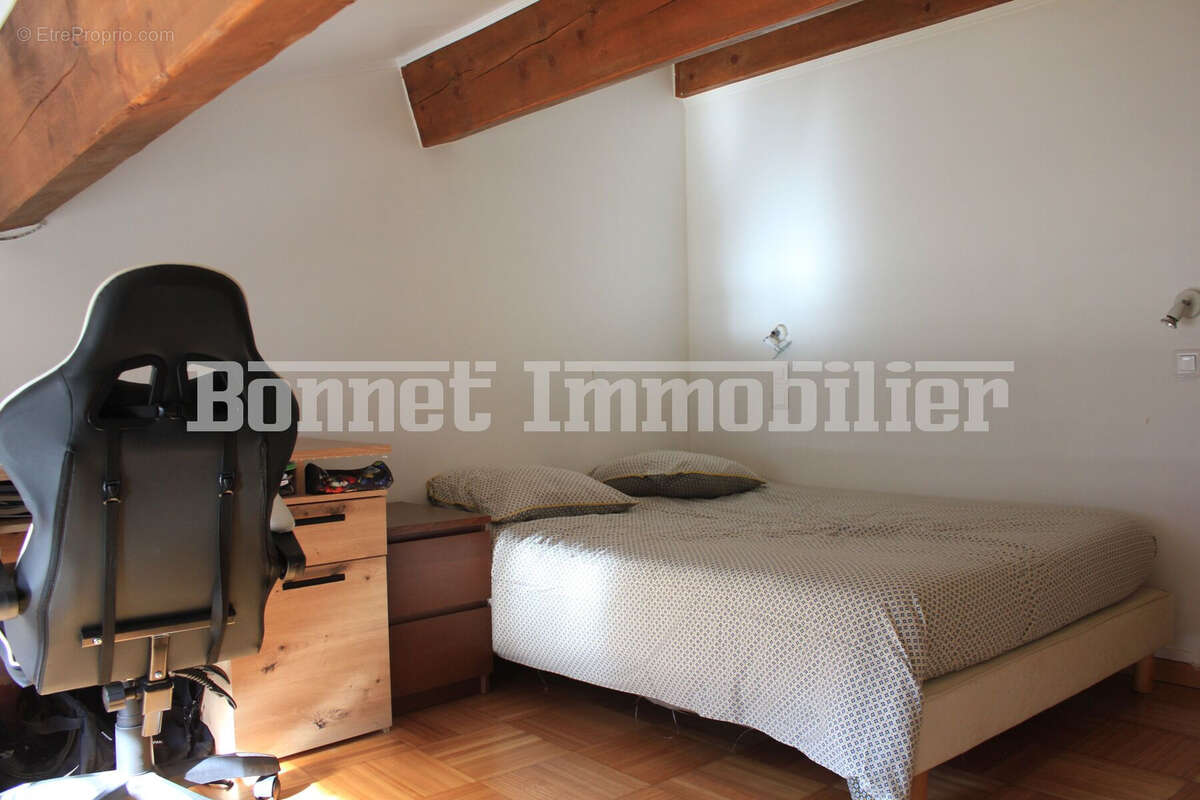 Maison à CHAUDEBONNE