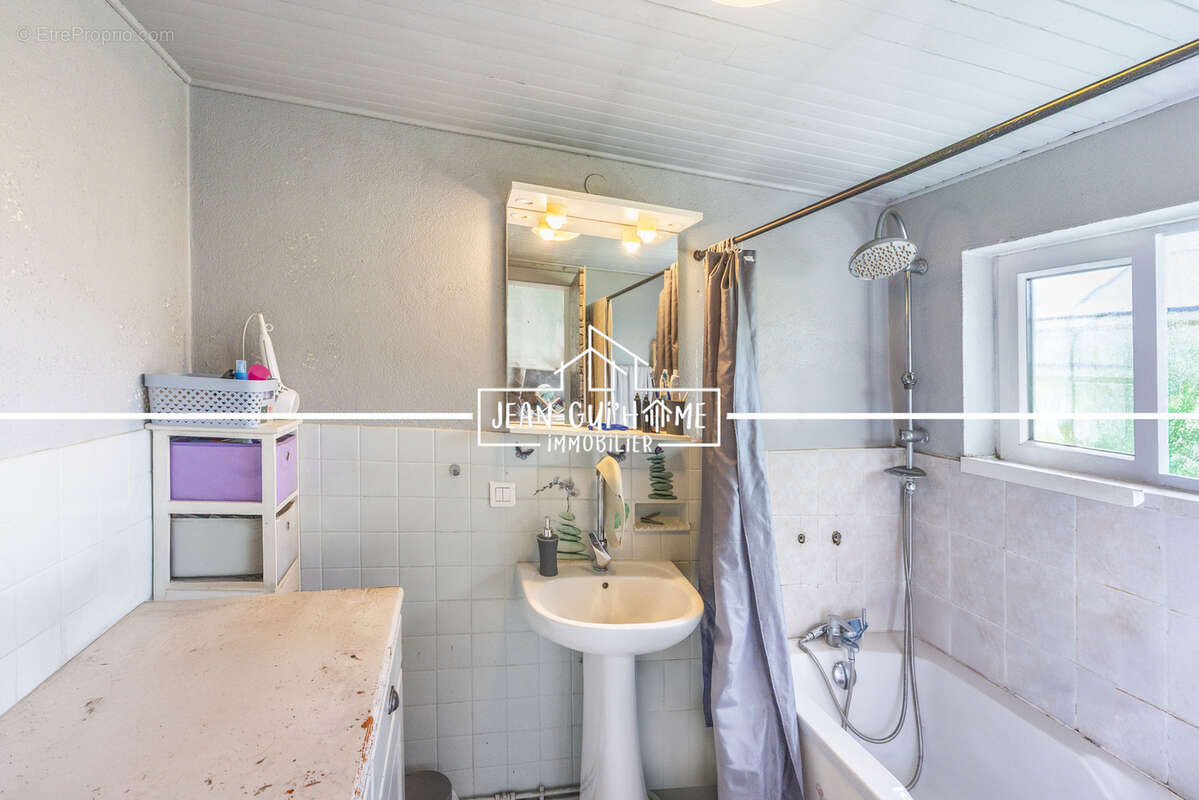 Maison à LAVELINE-DU-HOUX