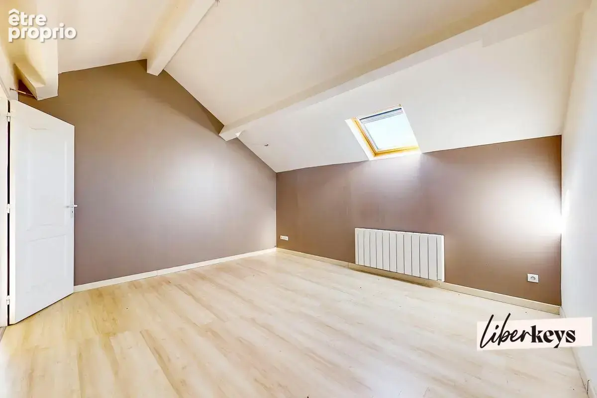 Vert-en-drouais - proche dreux  3 pieces 76 m2 - esprit maison, exterieur & grand garage - photo 6