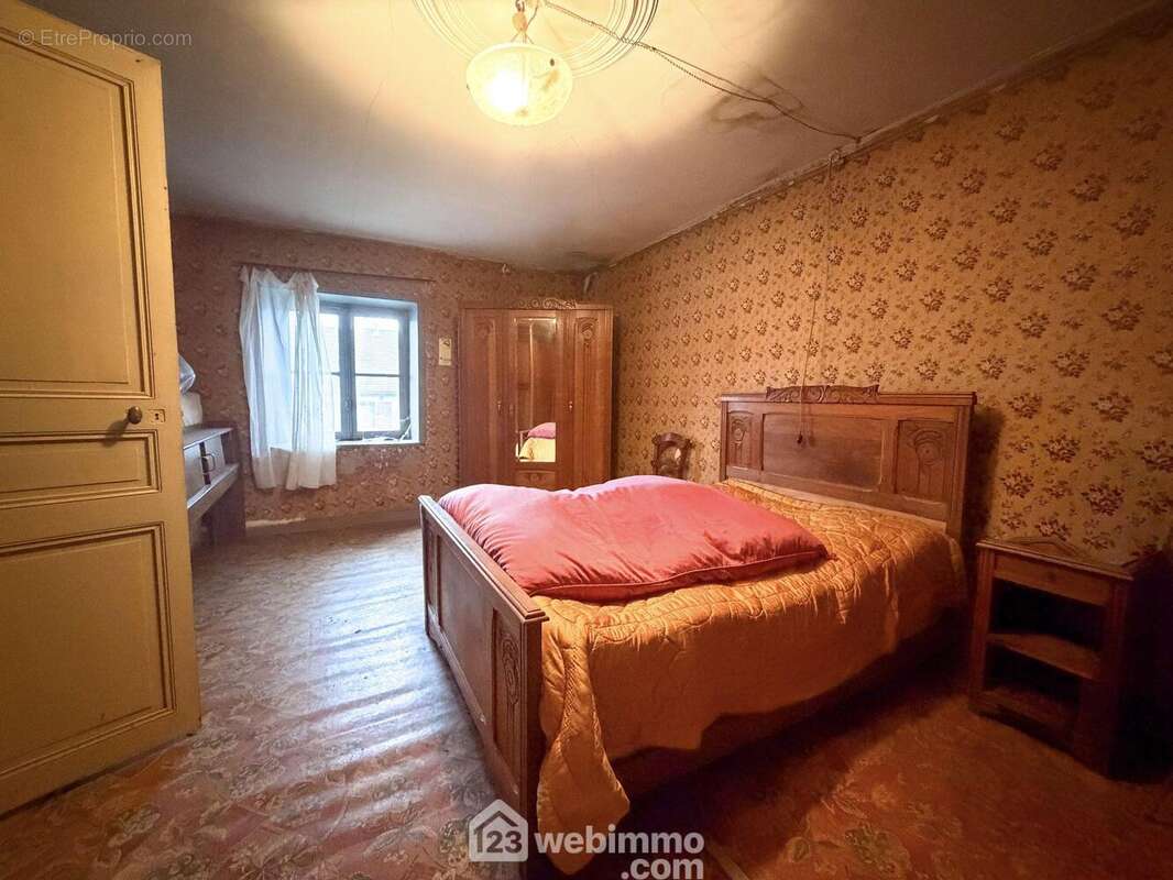 Maison à CHATILLON-SOUS-LES-COTES