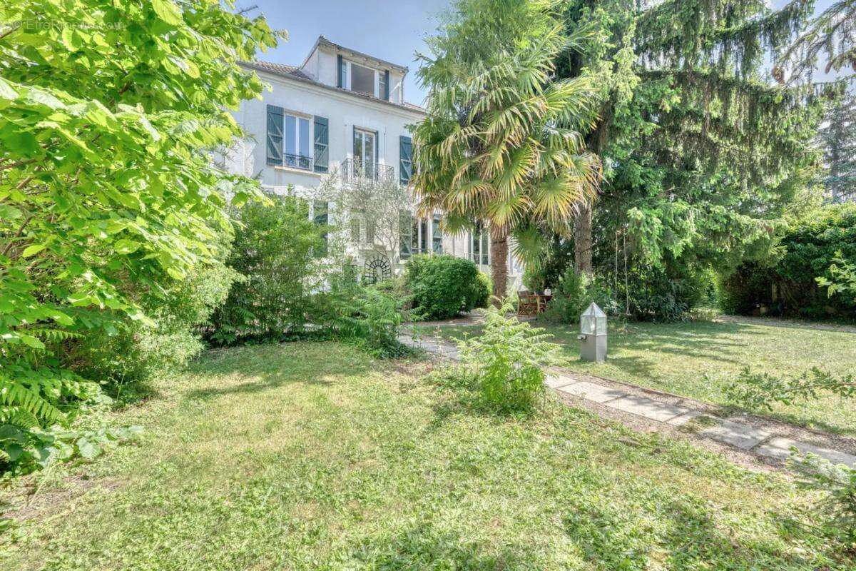 Maison à NEUILLY-PLAISANCE