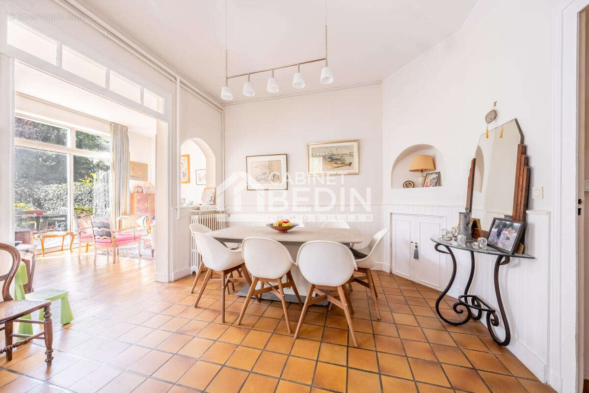 Maison à LE BOUSCAT