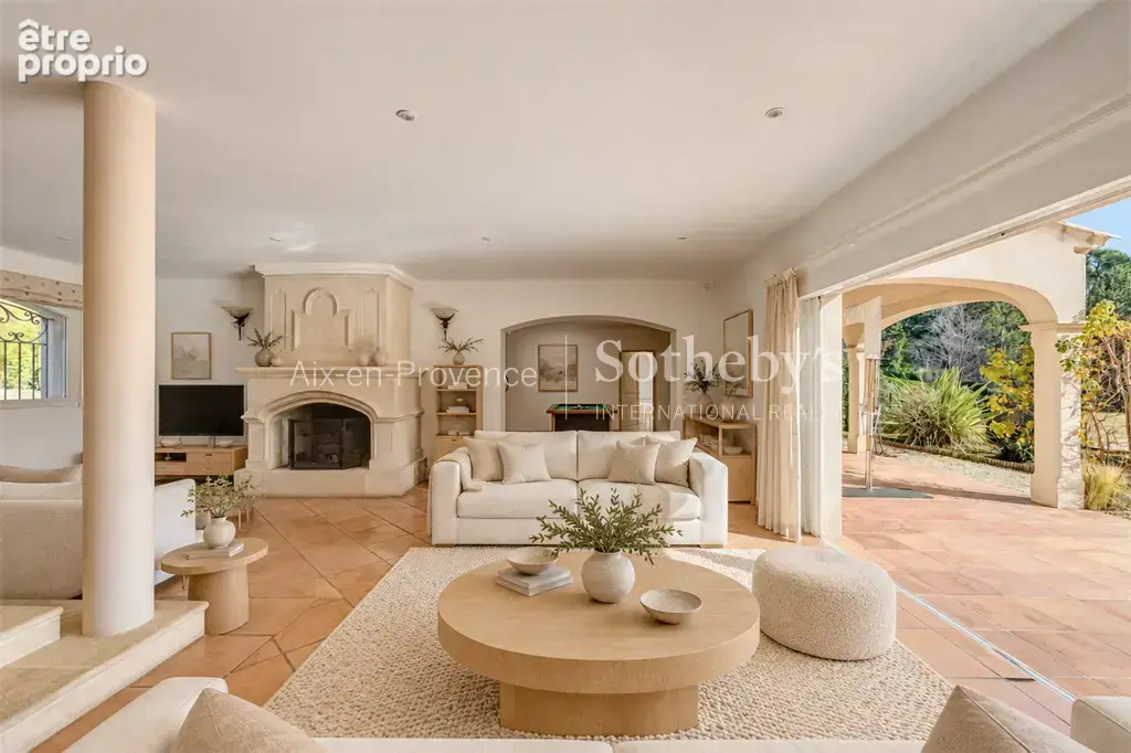 Maison d'exception - 280 m² à vendre à proximité d'Aix-en-Provence - photo 8