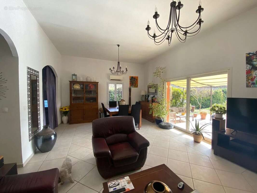 Maison à FORCALQUEIRET