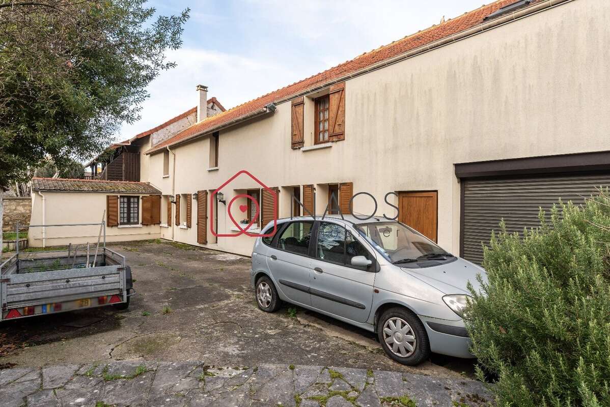 Maison de caractère 1850-148m² + jardin clos 624m²- RER A à 10 min-Achères centre - photo 4