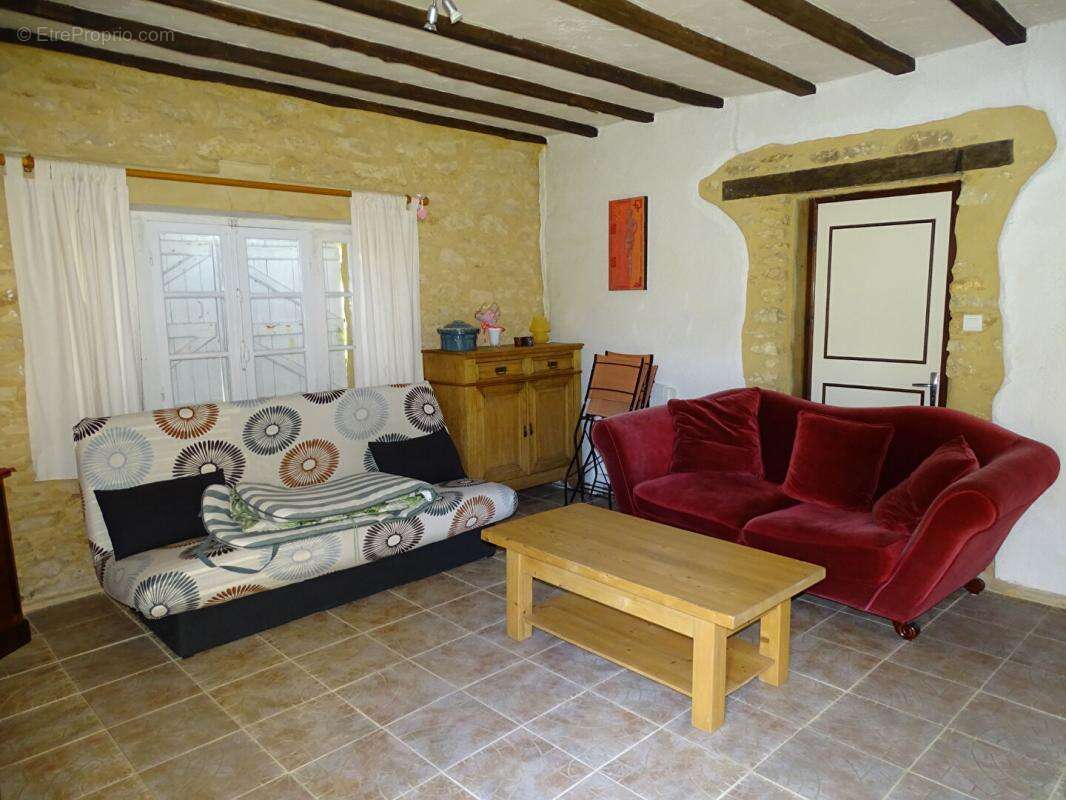 Maison à SAINT-GENIES