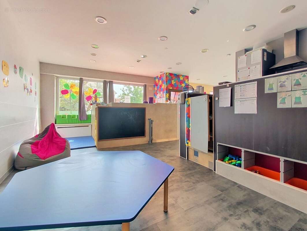 Commerce 166 m² à Holtzheim  - photo 8