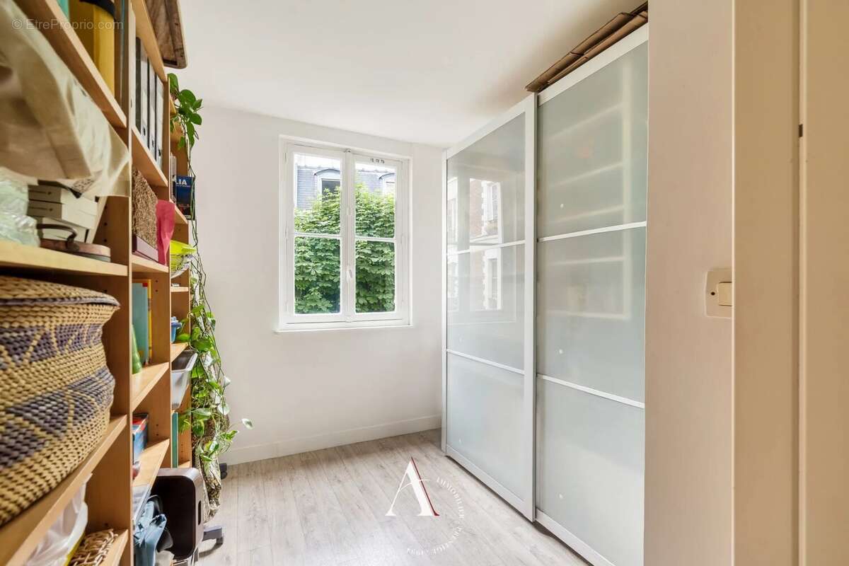 Appartement à PARIS-9E