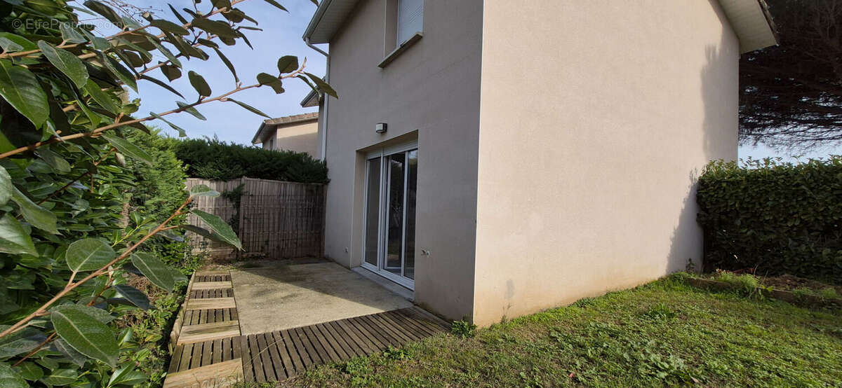 Maison à SAINT-MACAIRE