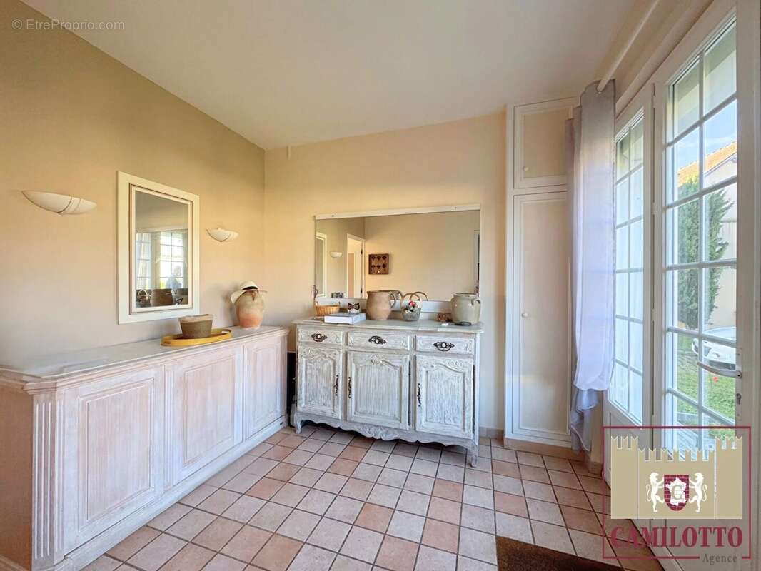 Maison à NOGENT-LE-ROI