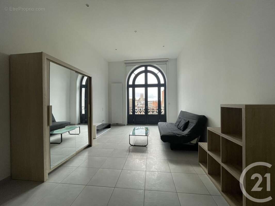 Appartement à MOULINS