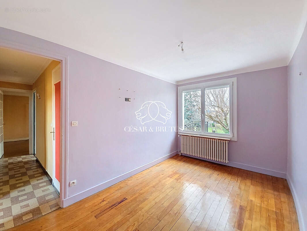 Maison à CHAZAY-D'AZERGUES