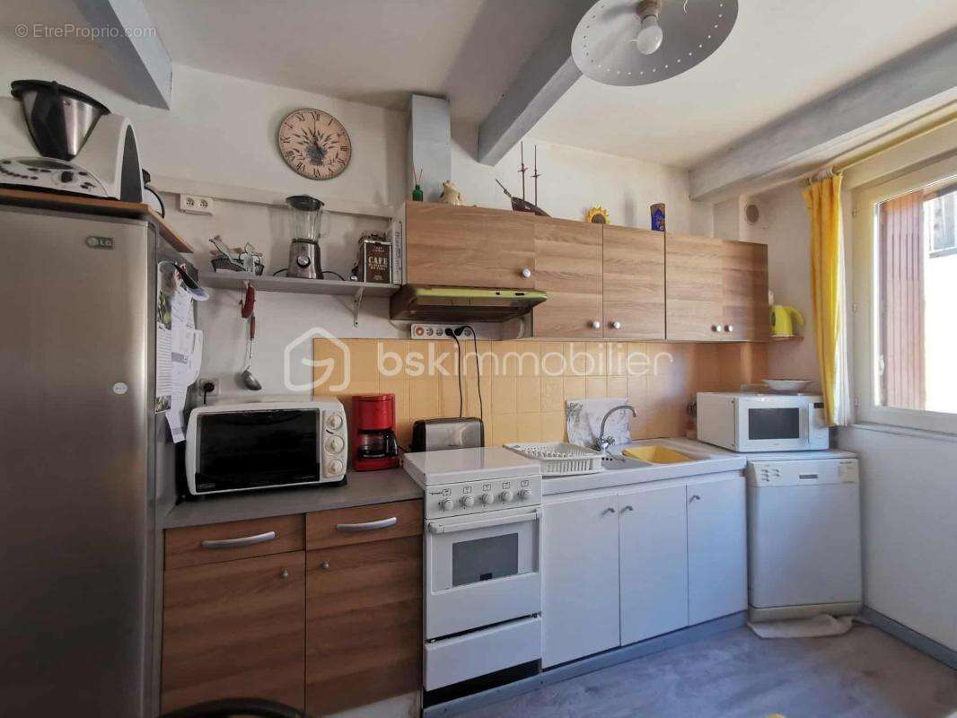 THOARD – Maison de village avec vue imprenable et fort potentiel locatif - photo 5