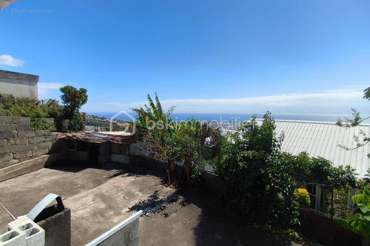 Maison à SAINT-DENIS