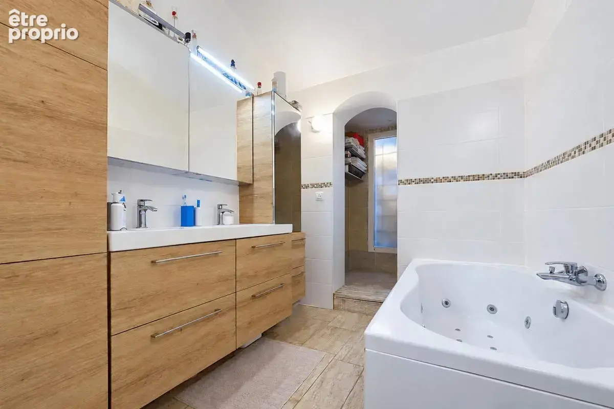 Vue mer panoramique exceptionnelle – Maison dominante sur le Faron à Toulon - photo 12
