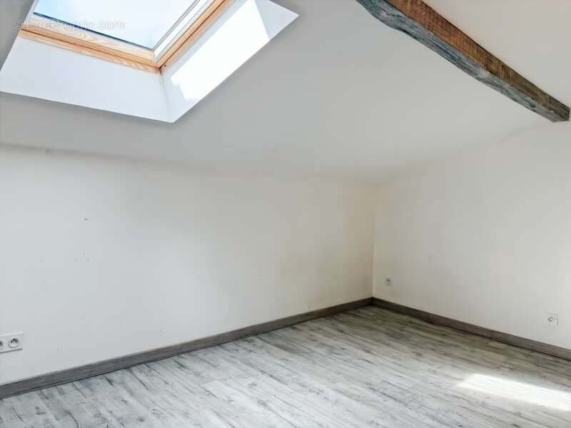 Maison à vendre 7 pièces LUPIAC (32) - 148 m2 - Terrain 4884 m2 - photo 17