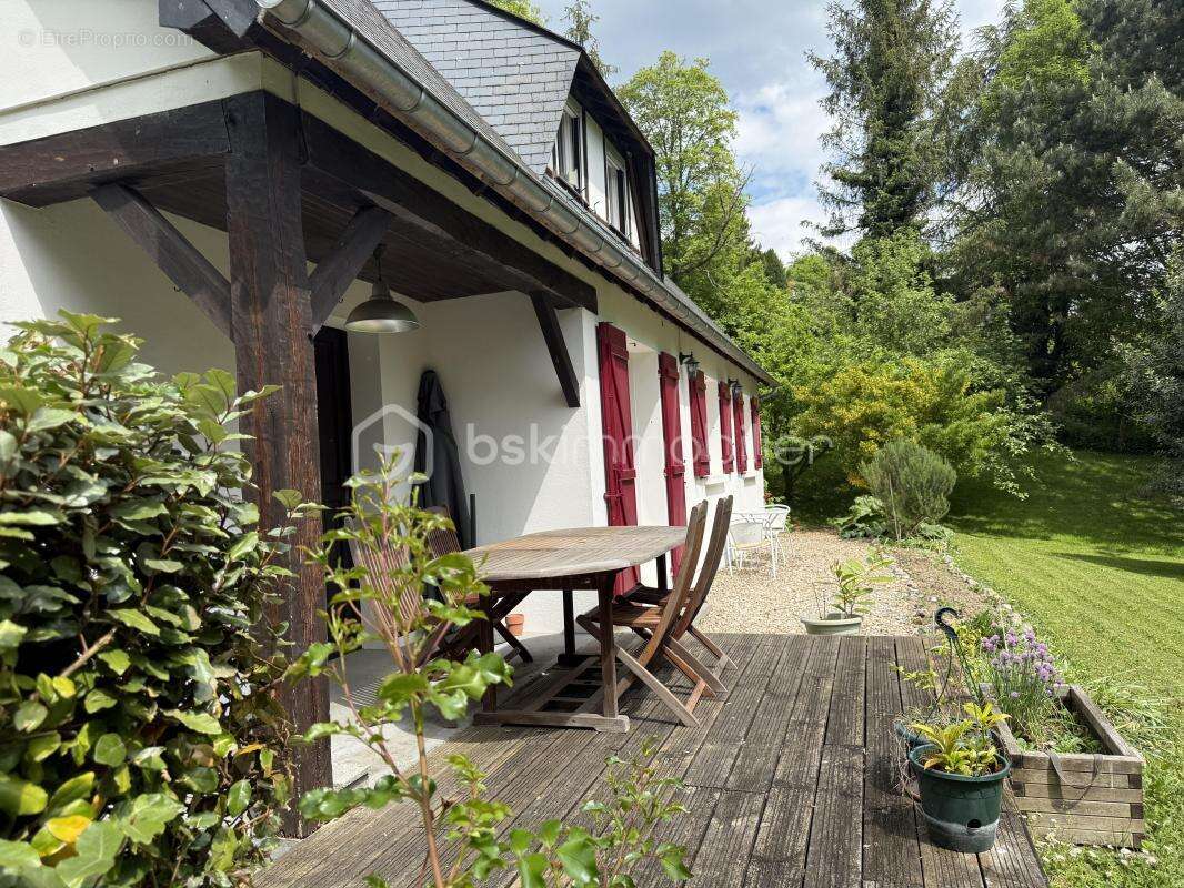 Maison à PONT-L'EVEQUE