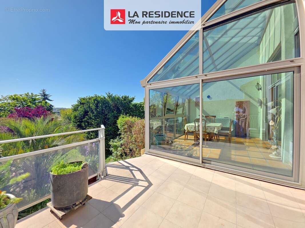 Maison 200 m² à Carrieres-Sur-Seine  - photo 8