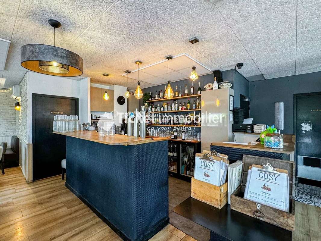 Commerce à COLOMIERS