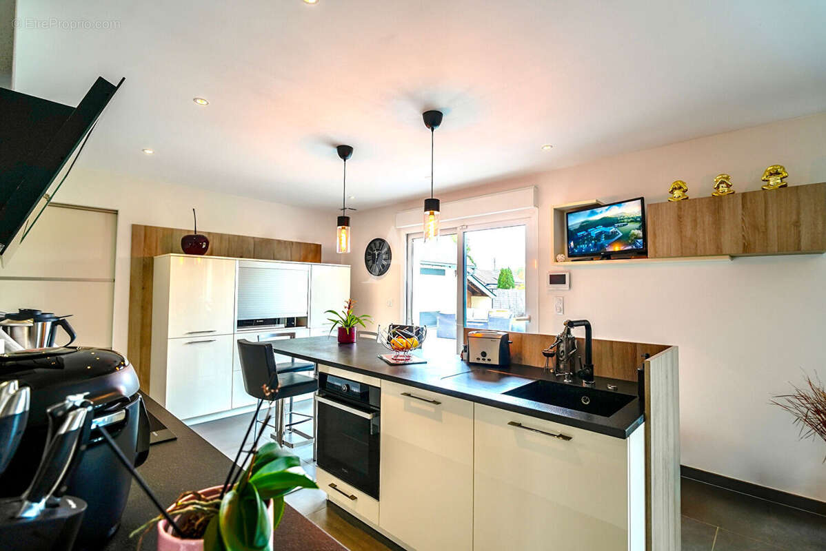 Maison à MONTLOUIS-SUR-LOIRE