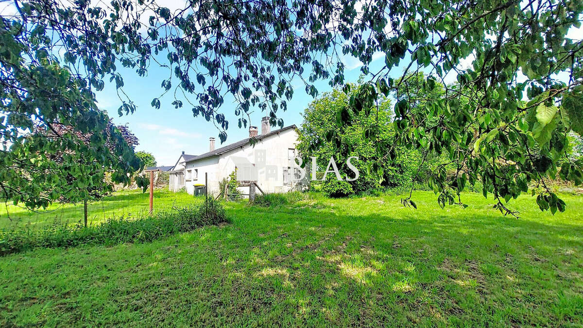 Maison à SAINT-MARDS-DE-BLACARVILLE