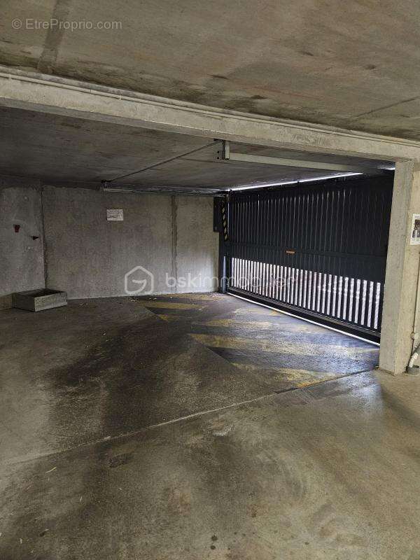 Garage dans copropriété sécurisée - photo 6