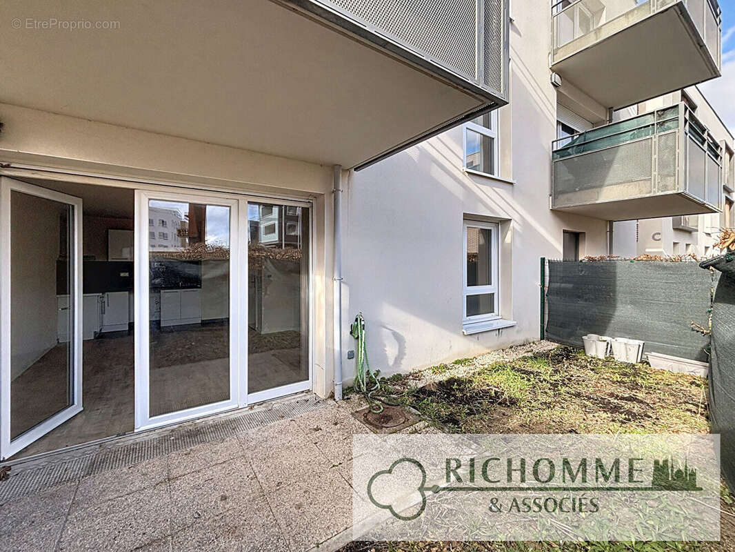 Appartement à BEZANNES