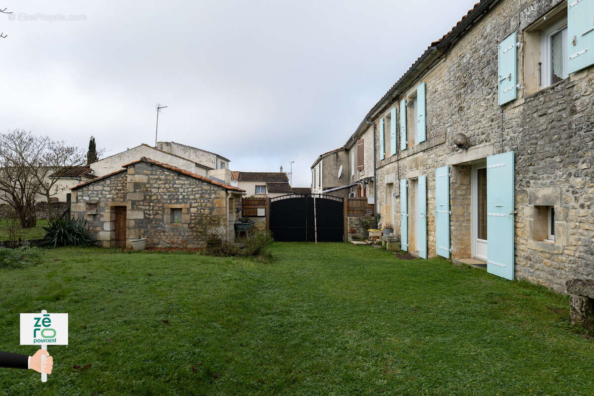 Maison à SAINT-VAIZE