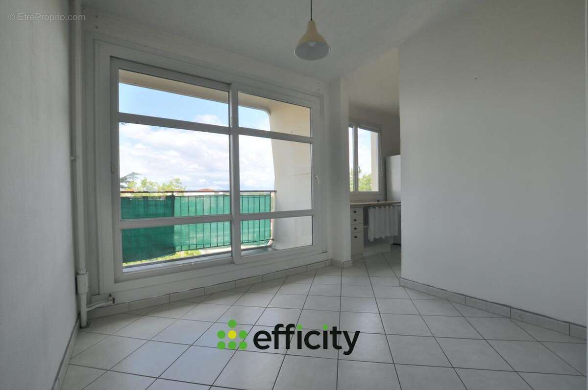 Appartement à CORBAS