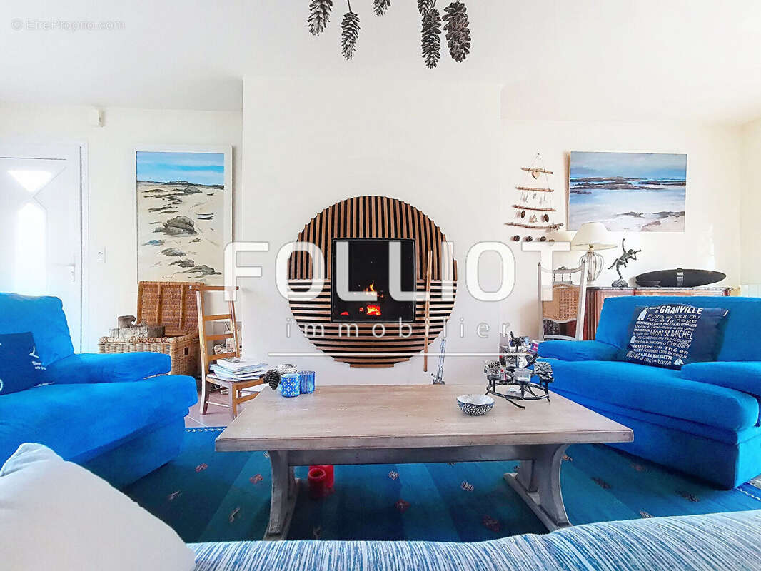 Maison à SAINT-PAIR-SUR-MER