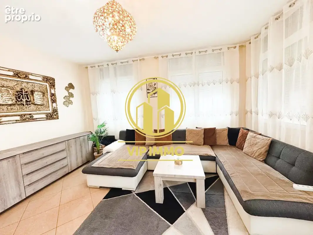 Appartement 60 m² à Lille  - photo 2