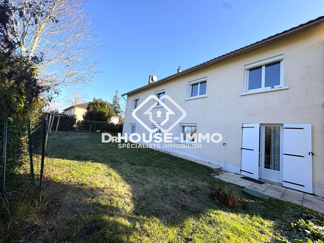 Maison à COULOUNIEIX-CHAMIERS