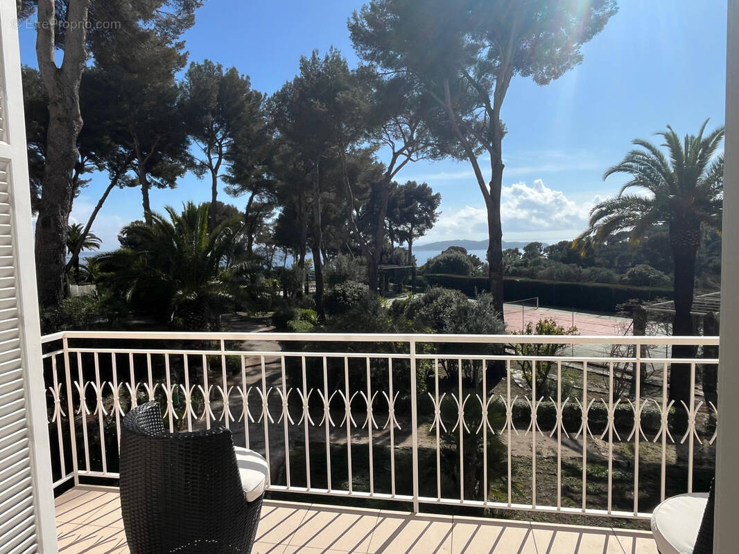 Appartement à HYERES