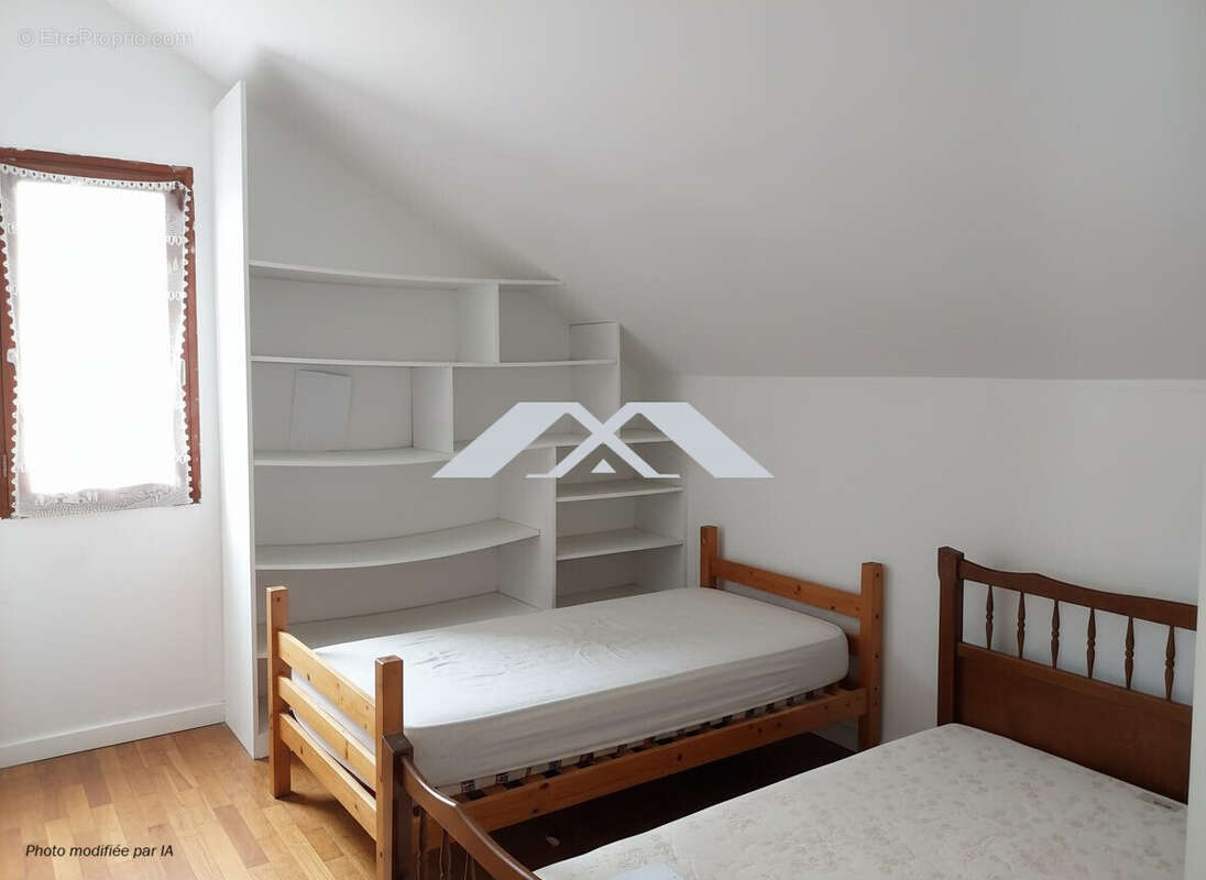 CHAMBRE 3 - Maison à SAINT-PAUL