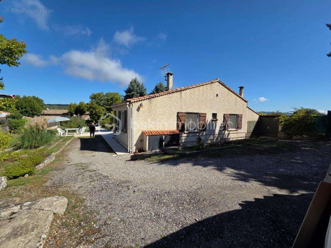 Maison à CERESTE