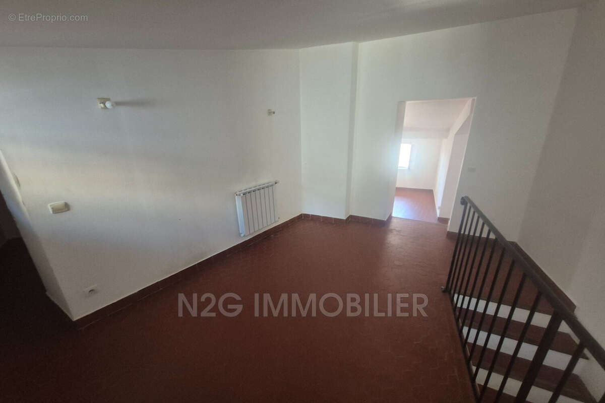 Appartement 82 m² à Grasse  - photo 9