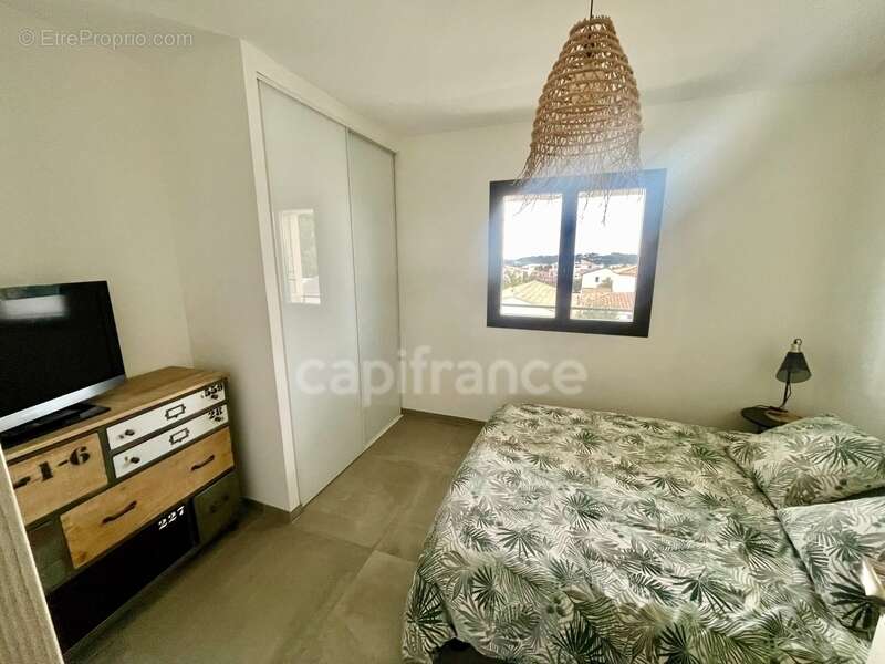 Maison à vendre contemporaine 6 pièces LA CIOTAT (13) - photo 11