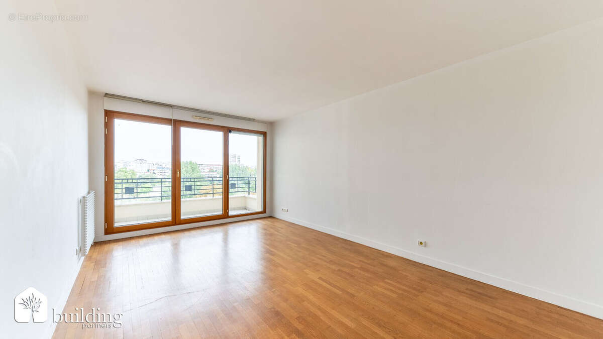 Appartement à LEVALLOIS-PERRET