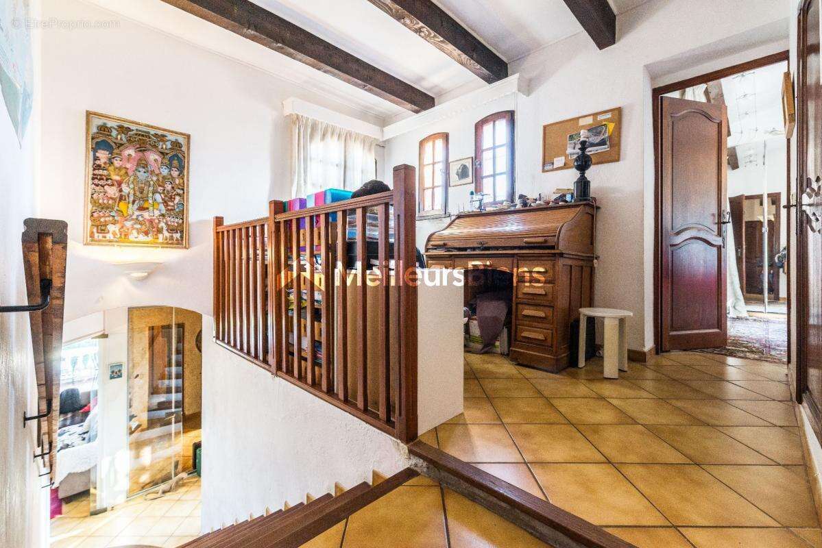 Maison à LES ADRETS-DE-L'ESTEREL