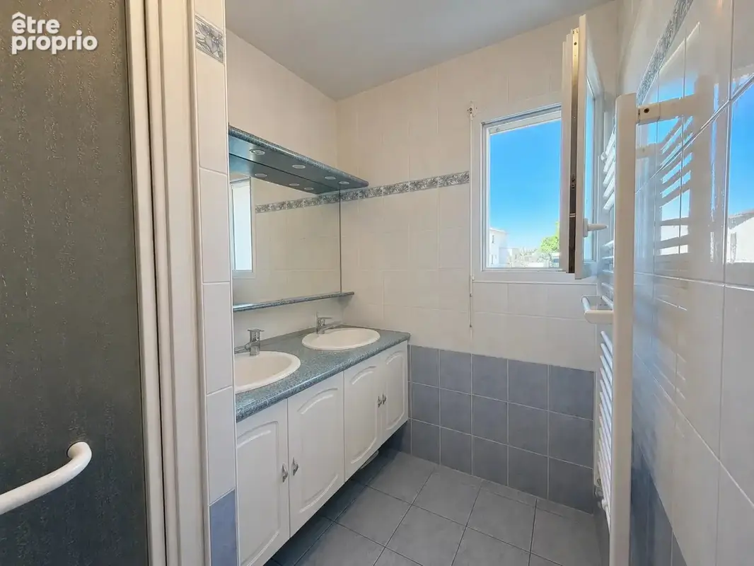 Maison 4 chambres 134m2/3167m2 . Plain-pied . Double garage . 5min Chateaubriant - photo 16