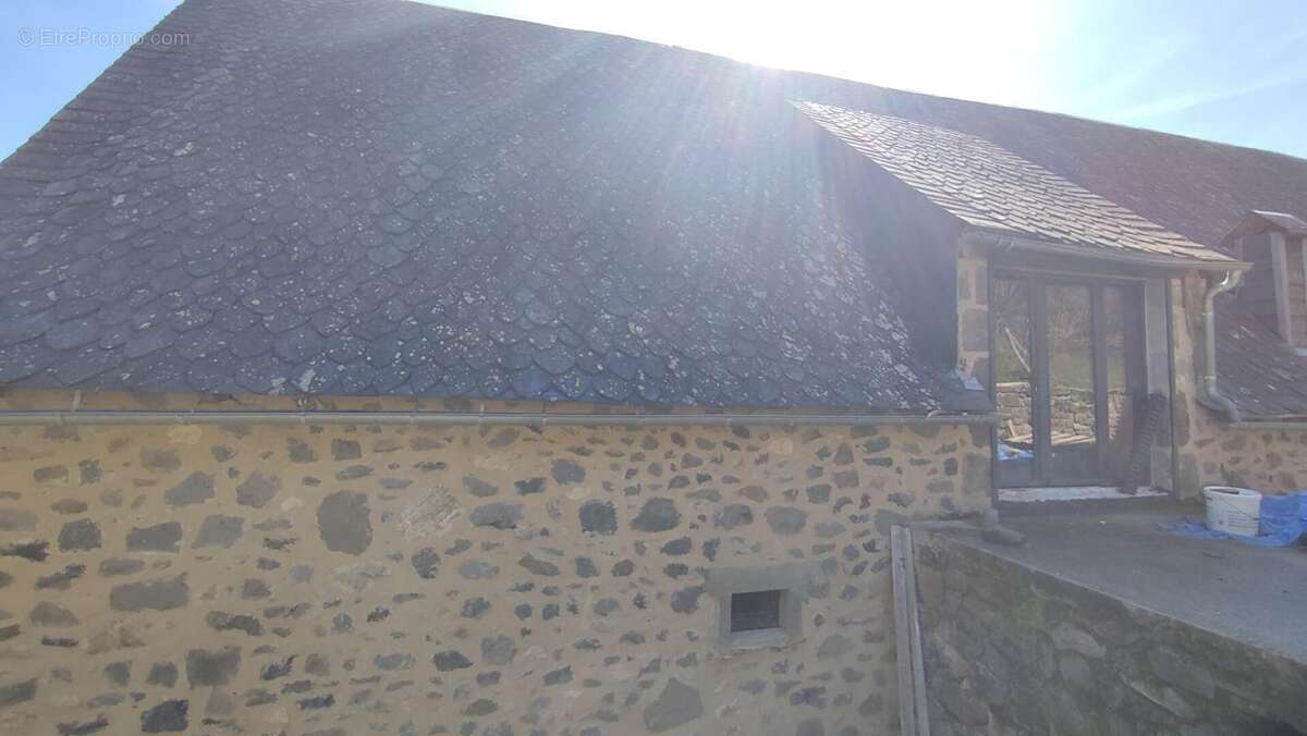 Belle maison Cantalienne Saint Amandin 15190 - photo 12