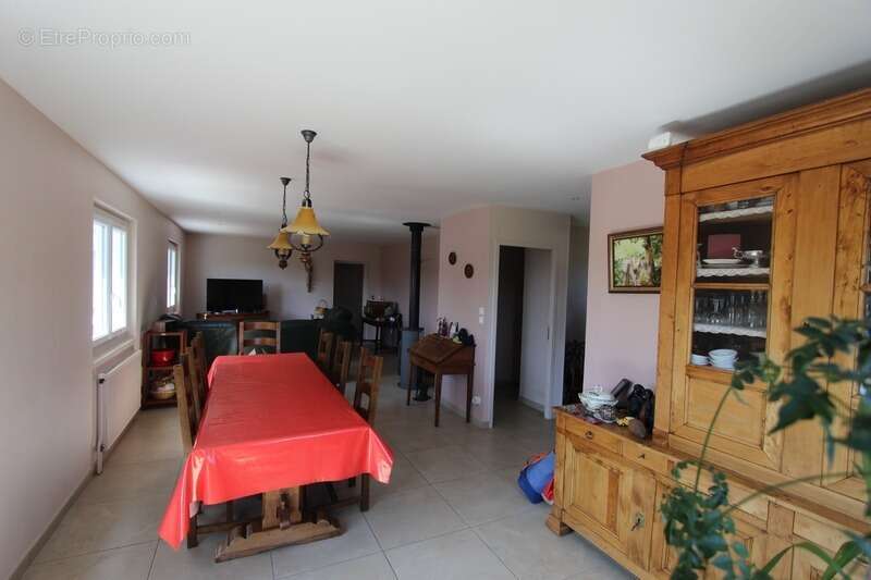 Maison à vendre 5 pièces de 106 m² à SAINTE MARIE SUR OUCHE (21), terrain de 2213 m² arboré - photo 13